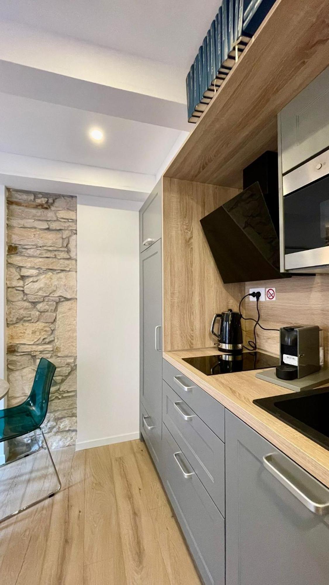 Pulabella Apartment Luaran gambar